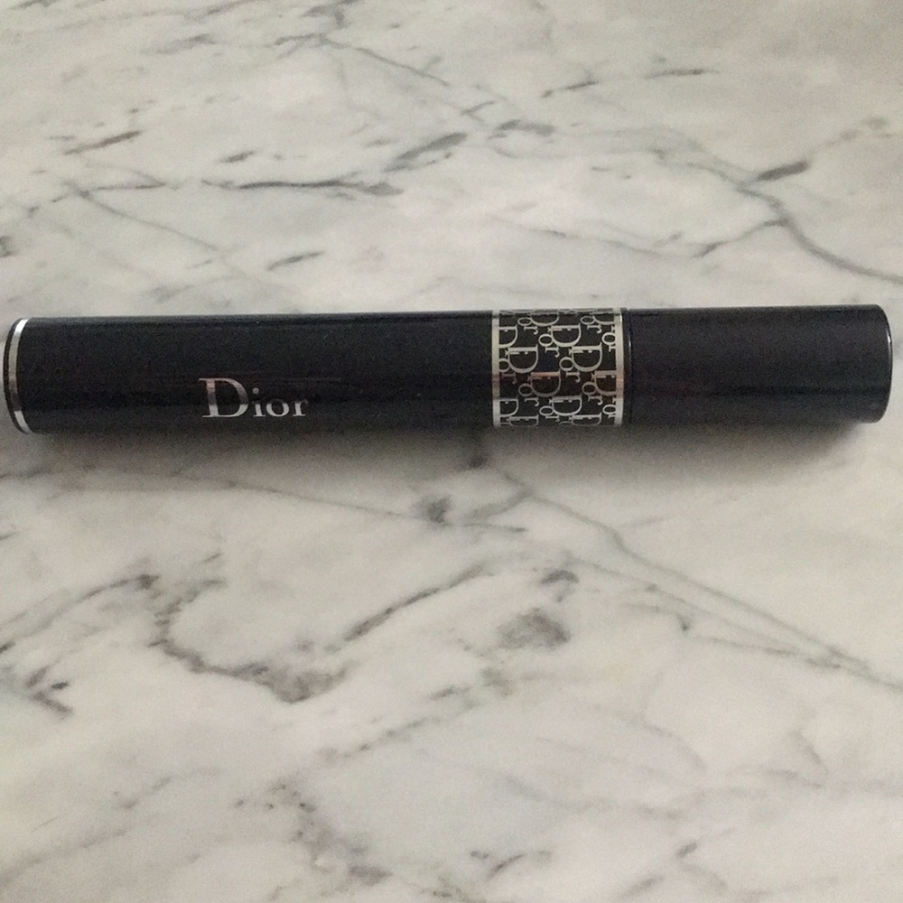 Dior Diorshow Mascara in 090 Black